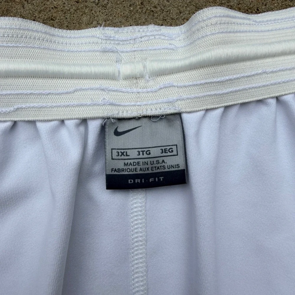 NIKE | Mens Soccer Athletic Shorts 3XL White Blue Vintage Athleisure Dri-FIT